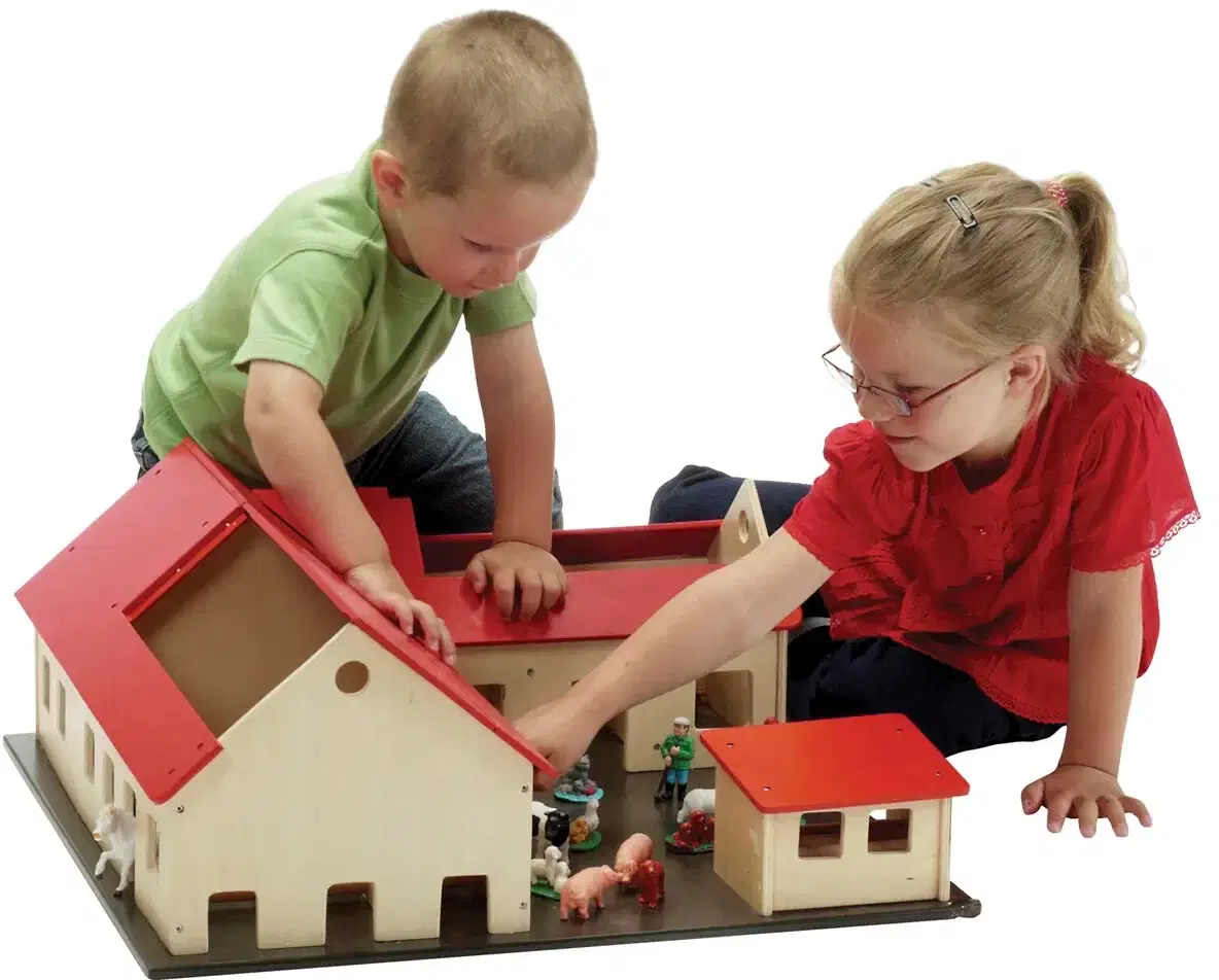 Stor Bondegård Fra KREA